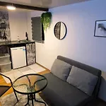 Butas With Private Terrace And Sound System Under The Jasmine *