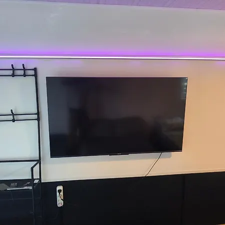 아파트 With Private Terrace And Sound System Under The Jasmine *