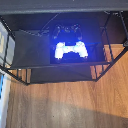 With Private Terrace And Sound System Under The Jasmine *