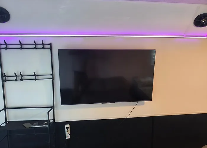 아파트 With Private Terrace And Sound System Under The Jasmine *