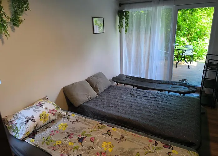 아파트 With Private Terrace And Sound System Under The Jasmine *