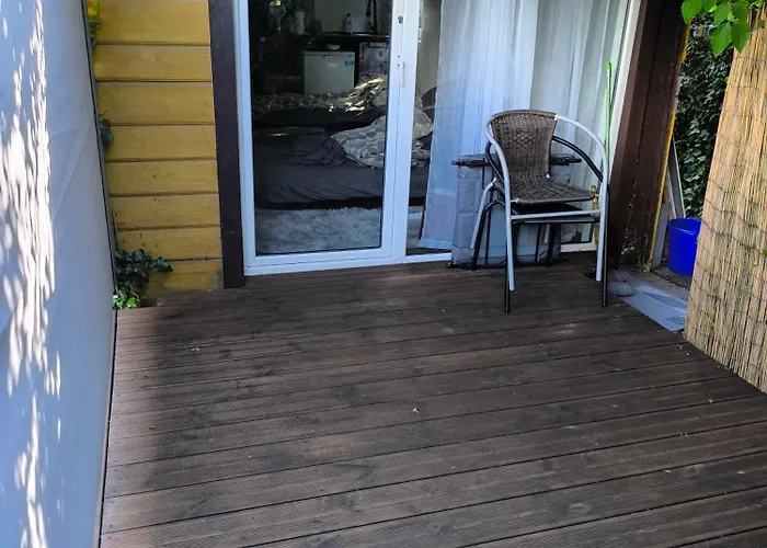 With Private Terrace And Sound System Under The Jasmine 아파트 *