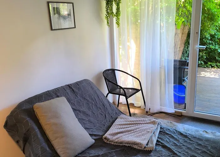 With Private Terrace And Sound System Under The Jasmine 아파트