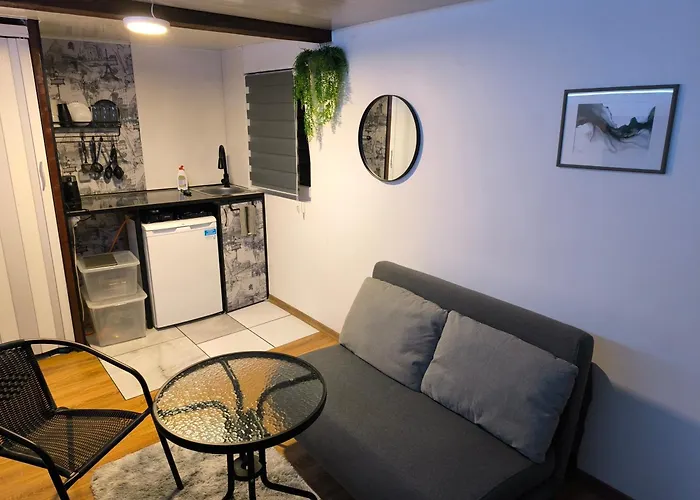 아파트 With Private Terrace And Sound System Under The Jasmine *